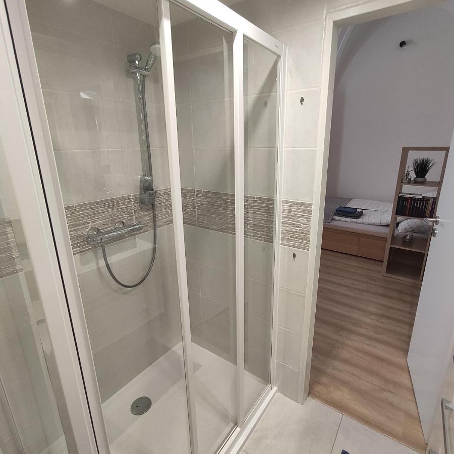 Apartman U Klavdie 班斯卡-比斯特里察 外观 照片